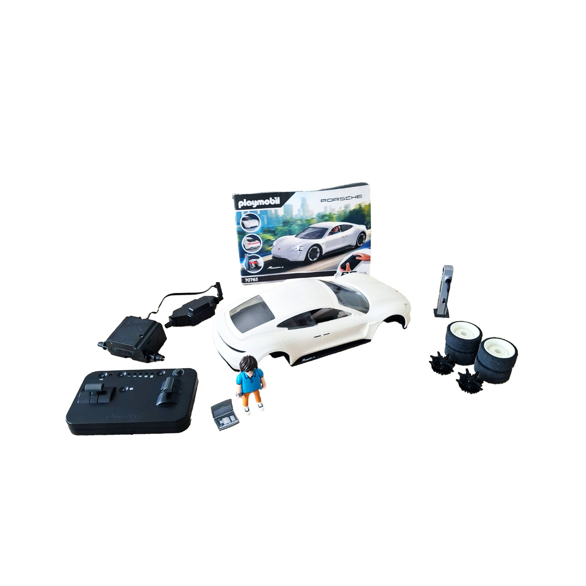 PLAYMOBIL Porsche Mission E 70765 mit Zubehör