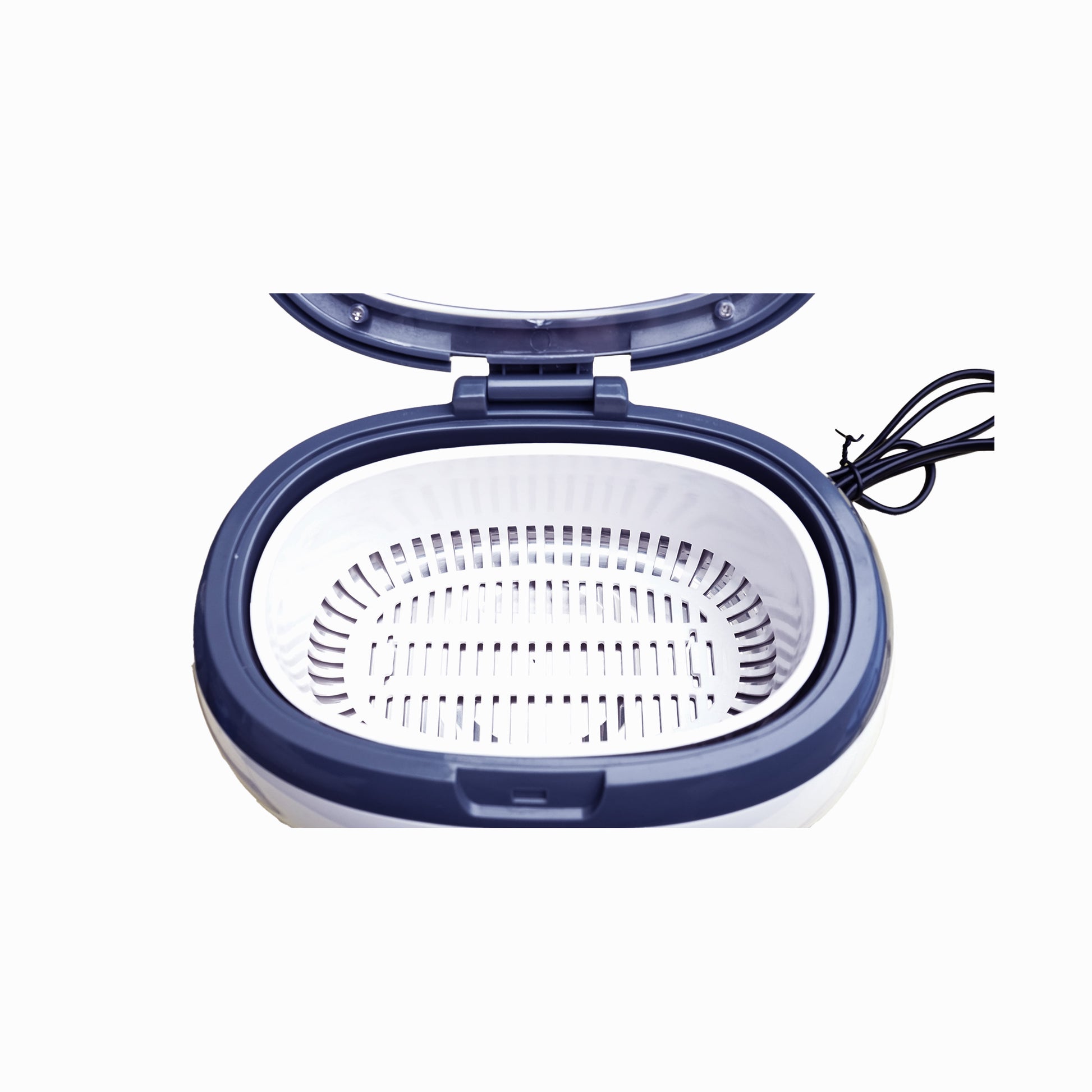 Uten VGT-800 Ultraschallreiniger beim Reinigen von Schmuck und Brillen