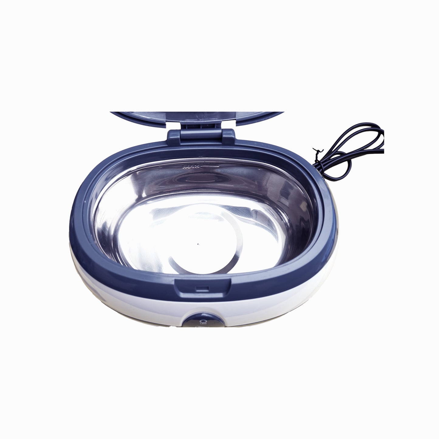 Innenansicht des Uten VGT-800 Ultraschallreinigers mit Edelstahlbehälter