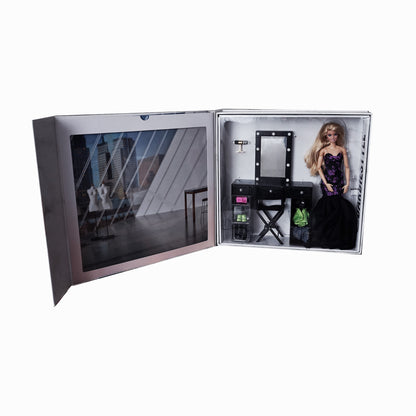 Kreatives Styling mit Barbie im Fashion Studio